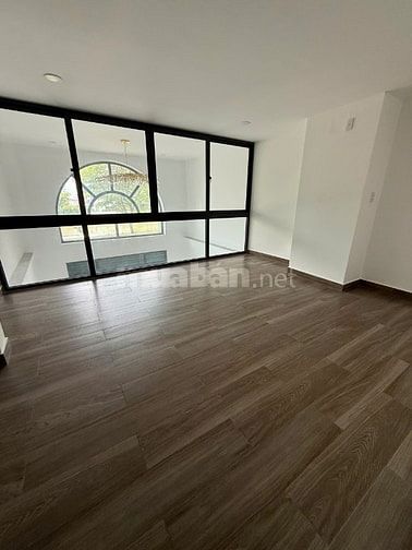 Cho Thuê Nhà Nguyên Căn Y Hình đường Trường Sa, Q3, 6 tầng thang máy