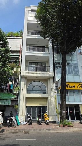 Cho Thuê Nhà Nguyên Căn Y Hình đường Trường Sa, Q3, 6 tầng thang máy