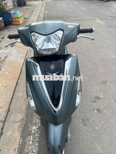Yamaha Acruzo Xám xanh 2016 bao tranh chấp