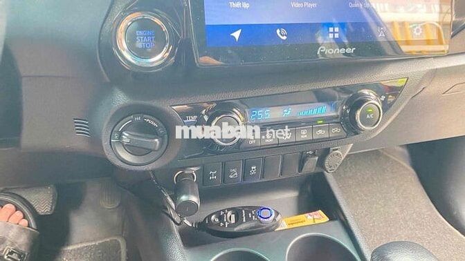 Toyota Hilux 2.8G 4x4 sx 2020 siêu đẹp