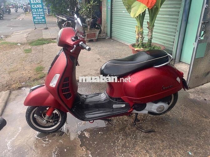 Piaggio Vespa GTS 3V 2014 Đỏ