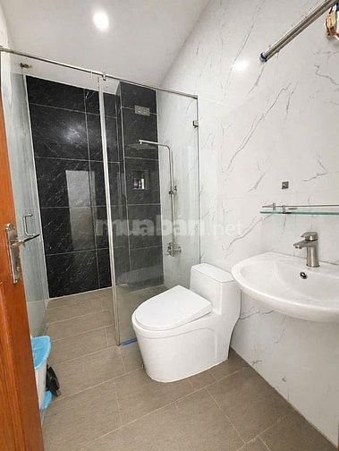 Nhà hẻm 98 Bùi Văn Ba – Vị trí đẹp- chỉ 7 Tỷ 9 TL