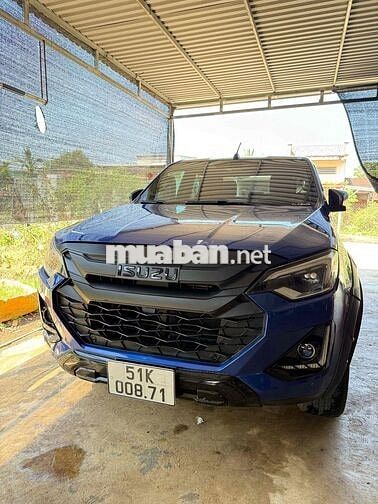 Isuzu Dmax Typer Z 2021 Xanh