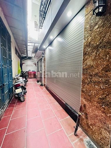SIÊU PHẨM 5 TẦNG THANG MÁY - SÁT MẶT PHỐ PHẠM VĂN ĐỒNG - NGÕ SẠCH 