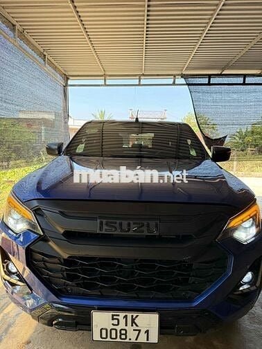Isuzu Dmax Typer Z 2021 Xanh