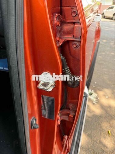 Isuzu Dmax 2021 1 cầu màu Cam