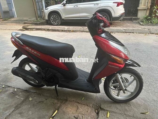Honda Click màu Đỏ