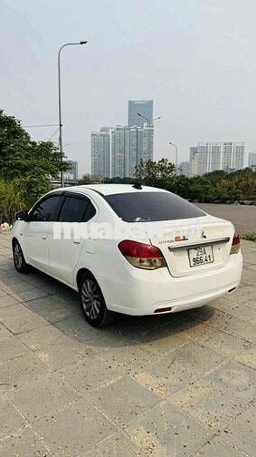 Mitsubishi Attrage 2016 Trắng