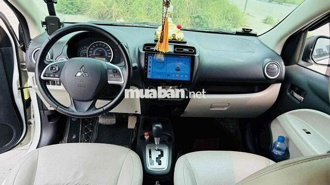 Mitsubishi Attrage 2016 Trắng