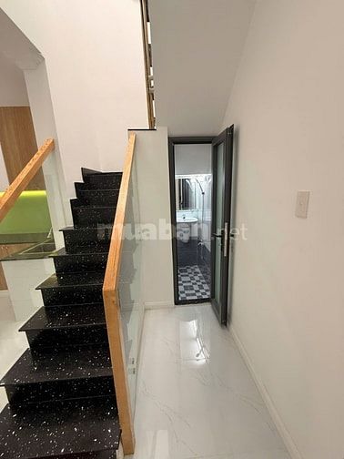 BÁN NHÀ GẦN LÊ VĂN QUỚI, DT 48m2 4 PHÒNG NGỦ, GIÁ NHỈNH 5 TỶ