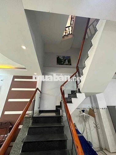 nhà thuê 2d kdc nam hùng vương an lạc bình Tân DT 68m giá 13tr