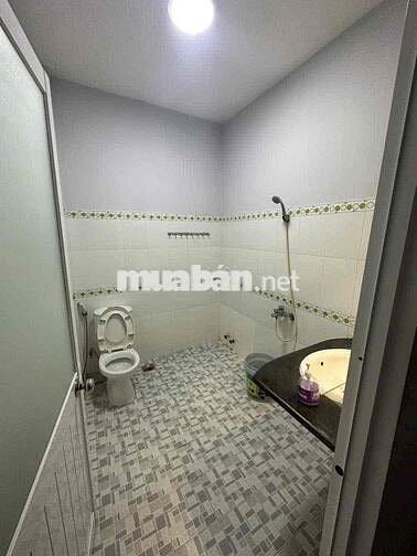 nhà thuê 2d kdc nam hùng vương an lạc bình Tân DT 68m giá 13tr
