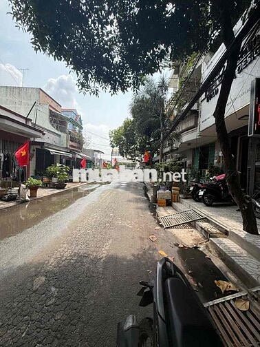 nhà thuê MTKD hồ Ngọc lãm an lạc bình Tân DT 52m giá 11tr