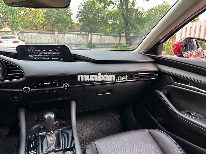 Mazda 3 Luxury 1.5 AT sản xuất 2022 siêu lướt