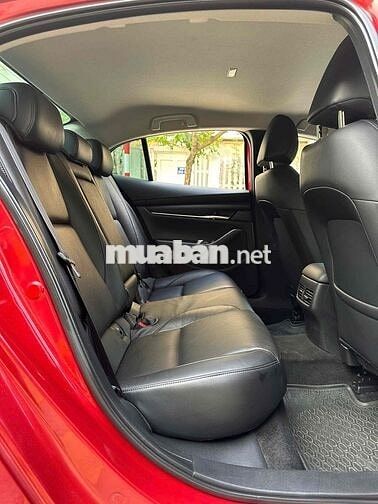 Mazda 3 Luxury 1.5 AT sản xuất 2022 siêu lướt