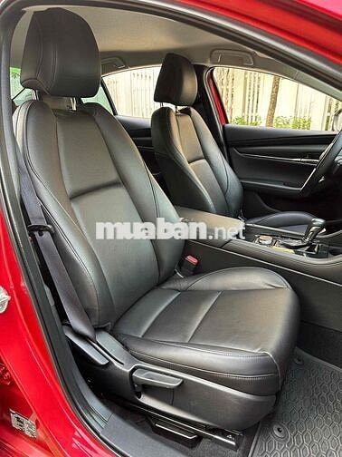 Mazda 3 Luxury 1.5 AT sản xuất 2022 siêu lướt