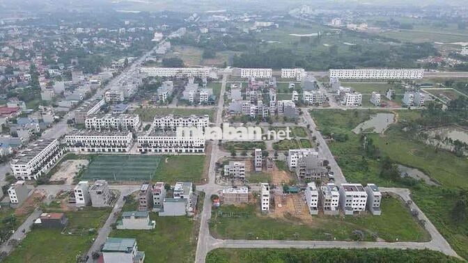 Em chính chủ cần tiền bán gấp lô đất Xuân Hoà để đi định cư nước ngoai