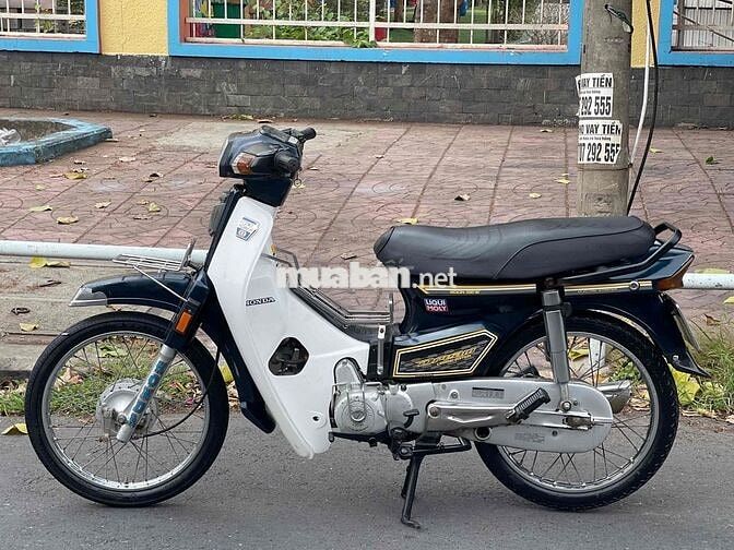 Honda Dream màu Xanh trắng