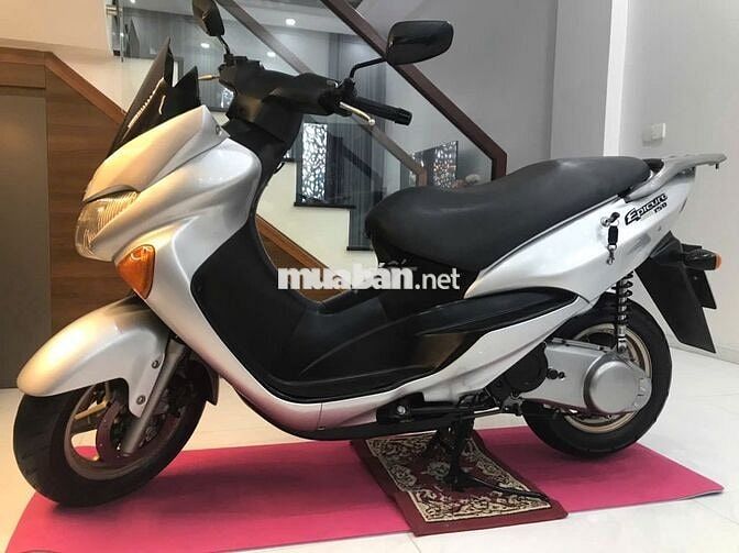 Suzuki Epicuro 150C 2000 Bạc