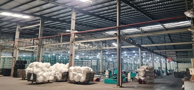 Bán Nhà xưởng 2,3 hata, (Có 5 xưởng)Xã Mỹ hạnh năm, Đức Hòa, long an. 