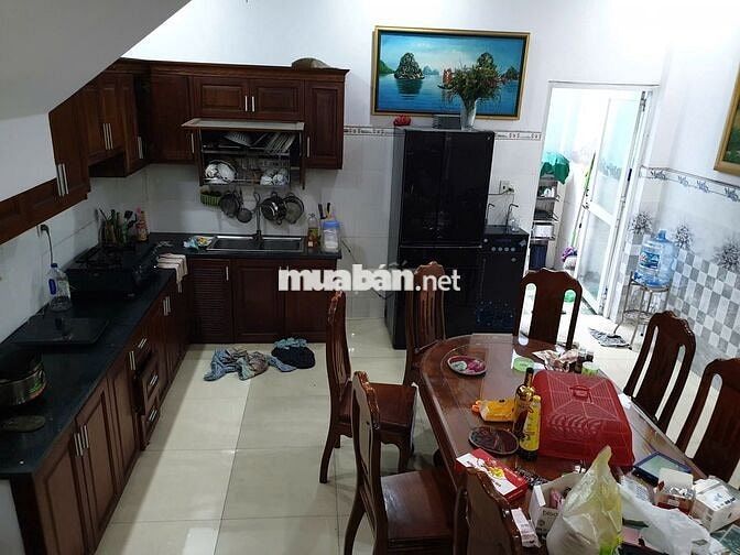 Nhà phố xinh 2 lầu 5m*15m, đường 10m thông, gần chợ Đại Hải Hóc Môn