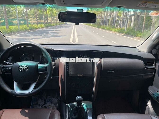 Toyota Fortuner 2017 12 vạn km Nâu