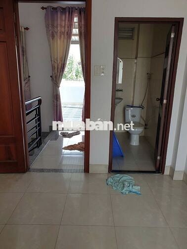 Nhà phố xinh 2 lầu 5m*15m, đường 10m thông, gần chợ Đại Hải Hóc Môn
