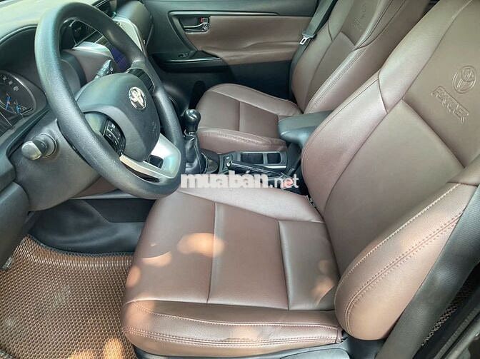 Toyota Fortuner 2017 12 vạn km Nâu