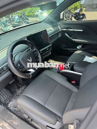VinFast VF6 Plus 2024 -  39000 km