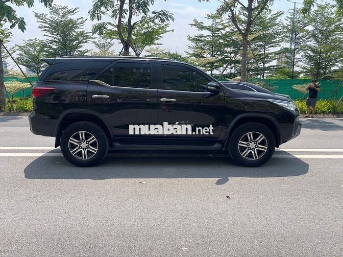 Toyota Fortuner 2017 12 vạn km Nâu