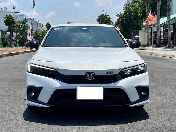 Honda Civic RS 2023 Trắng 26.000km hãng
