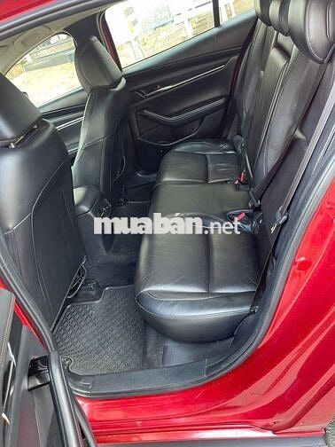 Mazda3 2022 bản luxury giá 485tr