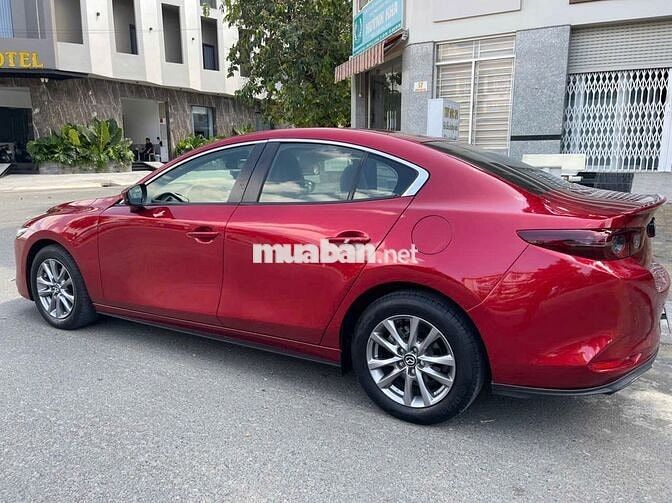 Mazda3 2022 bản luxury giá 485tr