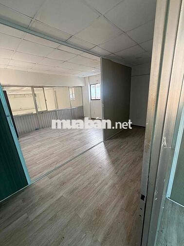 Nhà ở nguyên căn hẻm Lê Đình Cẩn