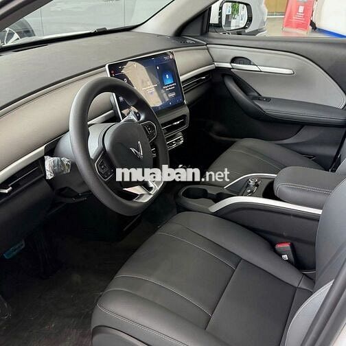 VINFAST VF6 - KM ĐẾN 97 TRIỆU - 75 TRIỆU NHẬN XE