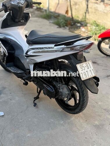 Honda Air Blade Fi 2010 Trắng biển 95 máy zin êm