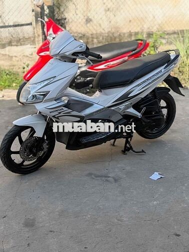 Honda Air Blade Fi 2010 Trắng biển 95 máy zin êm