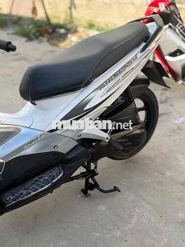 Honda Air Blade Fi 2010 Trắng biển 95 máy zin êm