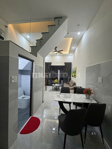 NHÀ ĐẸP 2 TẦNG GẦN ĐƯỜNG TRIỆU NỮ VƯƠNG CHỈ 3 BƯỚC RA ĐẾN ĐẦU NGÕ