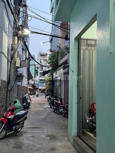 NHÀ ĐẸP 2 TẦNG GẦN ĐƯỜNG TRIỆU NỮ VƯƠNG CHỈ 3 BƯỚC RA ĐẾN ĐẦU NGÕ