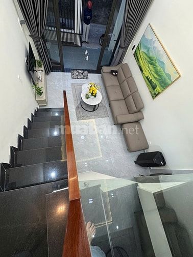 NHÀ ĐẸP 2 TẦNG GẦN ĐƯỜNG TRIỆU NỮ VƯƠNG CHỈ 3 BƯỚC RA ĐẾN ĐẦU NGÕ
