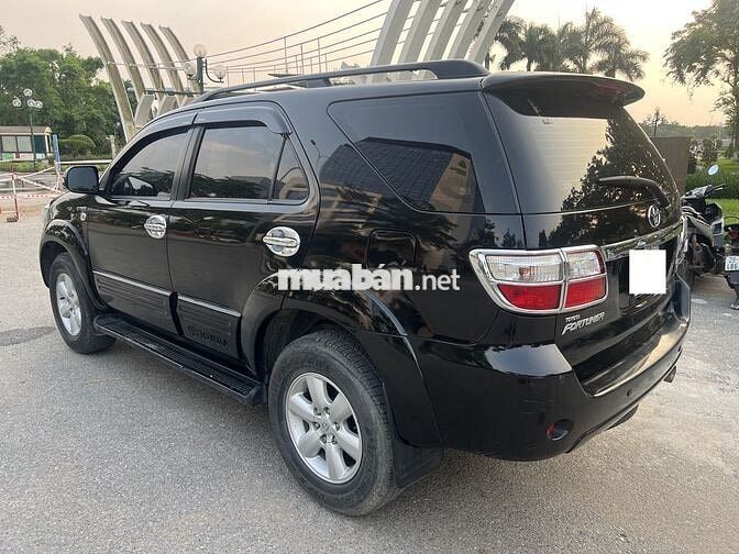 Toyota Fortuner V 2009 2.7L Đen