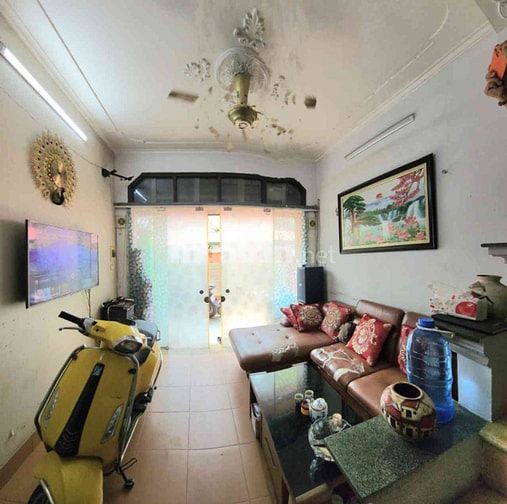 Nhỉnh 6Tỷ-Nhà 6Tầng-DT 28m2-Phố Hồng Mai-Ngõ Rộng-Gần ÔTÔ-3 Mặt Thoáng