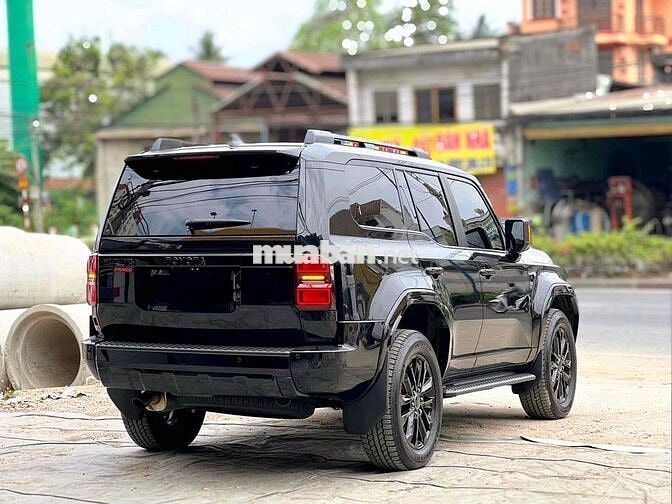 Toyota Prado 2025 Đen 3.000 km