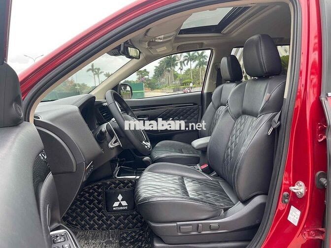 CẦN BÁN MITSHUBISHI OLANDER 2.0 PREMIUM MODEL 2023