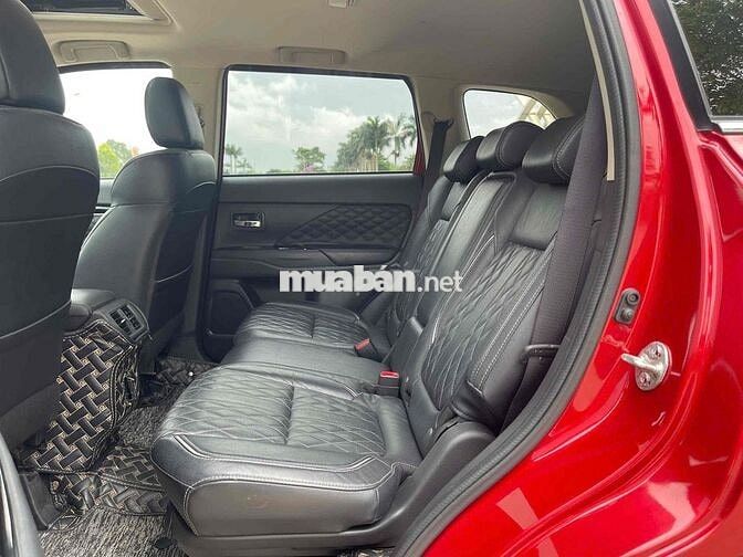 CẦN BÁN MITSHUBISHI OLANDER 2.0 PREMIUM MODEL 2023