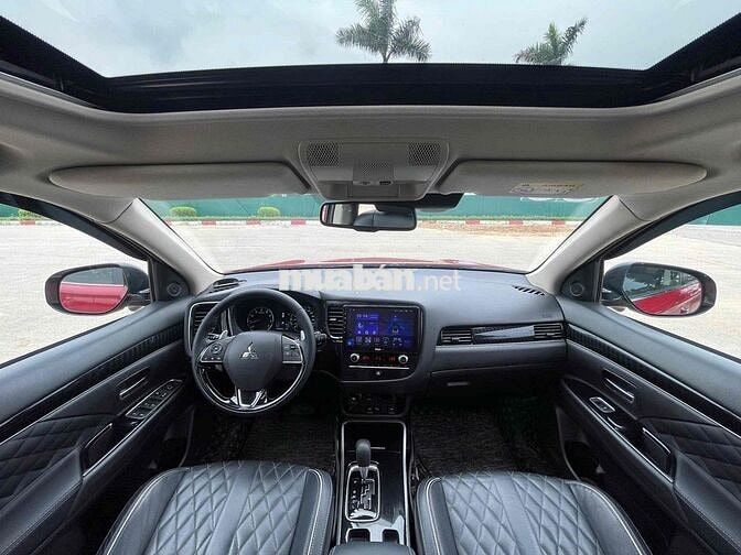 CẦN BÁN MITSHUBISHI OLANDER 2.0 PREMIUM MODEL 2023