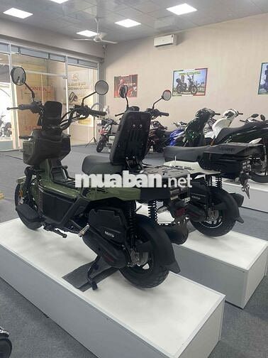 Honda Square X125 Trắng, Xanh rêu