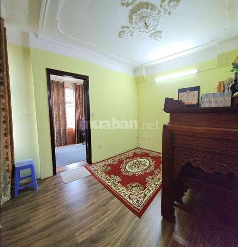Nhỉnh 6Tỷ-Nhà 6Tầng-DT 28m2-Phố Hồng Mai-Ngõ Rộng-Gần ÔTÔ-3 Mặt Thoáng