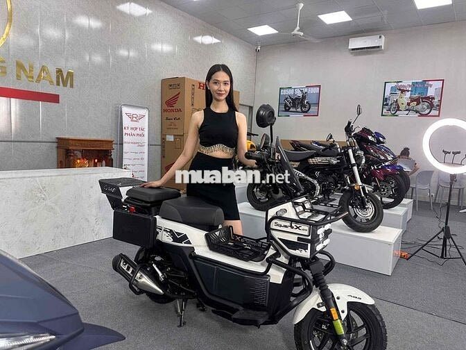 Honda Square X125 Trắng, Xanh rêu